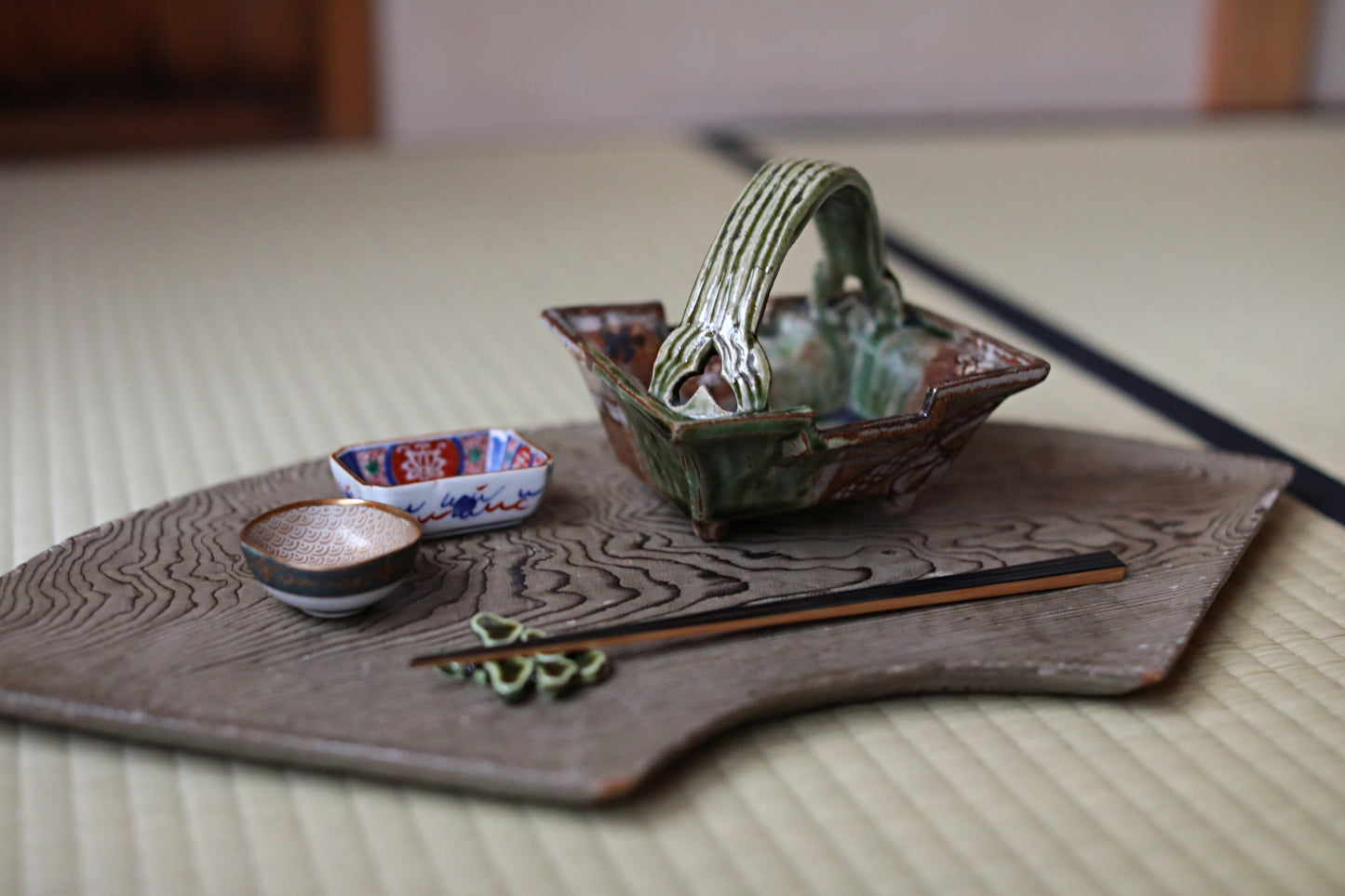 Antique Oribe Ceramic Plate with Handle, Japanese Tea Ceremony Dish