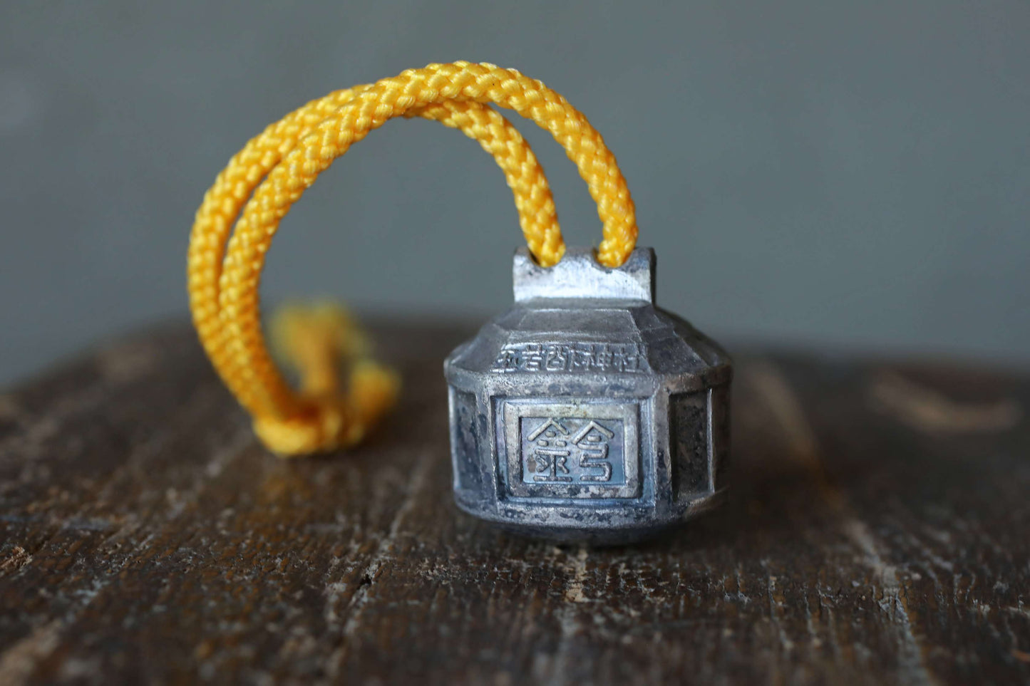 Japanese vintage metal small bell shinto shrine with KANJI calligraphy 鈴(bell), key charm made of metal H1.1in×1.2in/ H2.8×3cm
