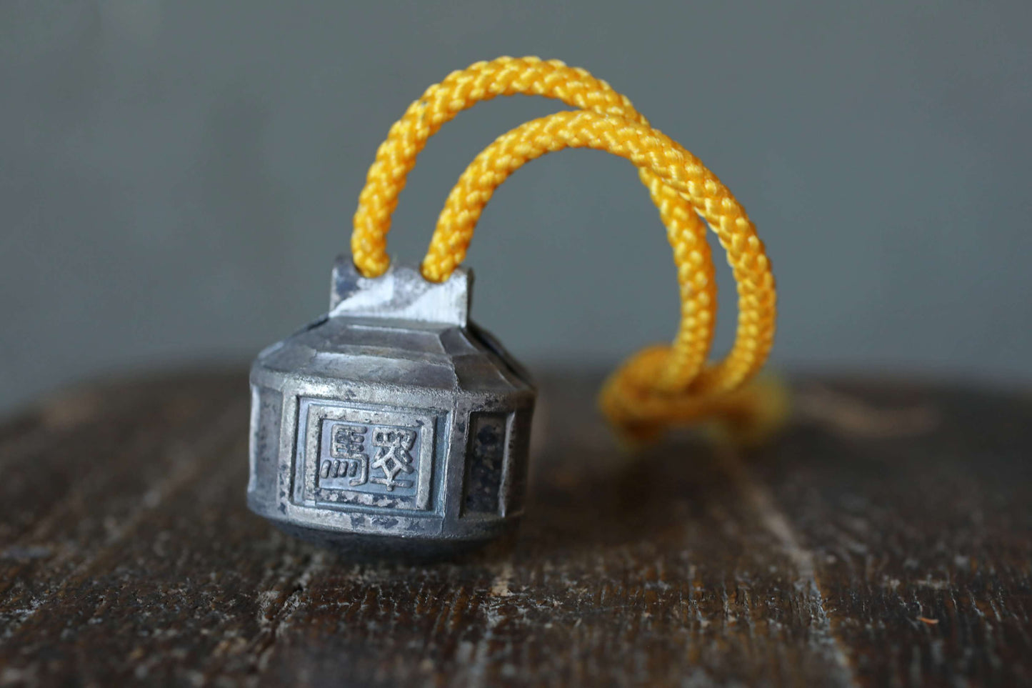 Japanese vintage metal small bell shinto shrine with KANJI calligraphy 鈴(bell), key charm made of metal H1.1in×1.2in/ H2.8×3cm