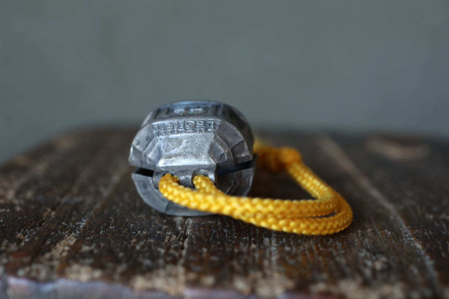 Japanese vintage metal small bell shinto shrine with KANJI calligraphy 鈴(bell), key charm made of metal H1.1in×1.2in/ H2.8×3cm