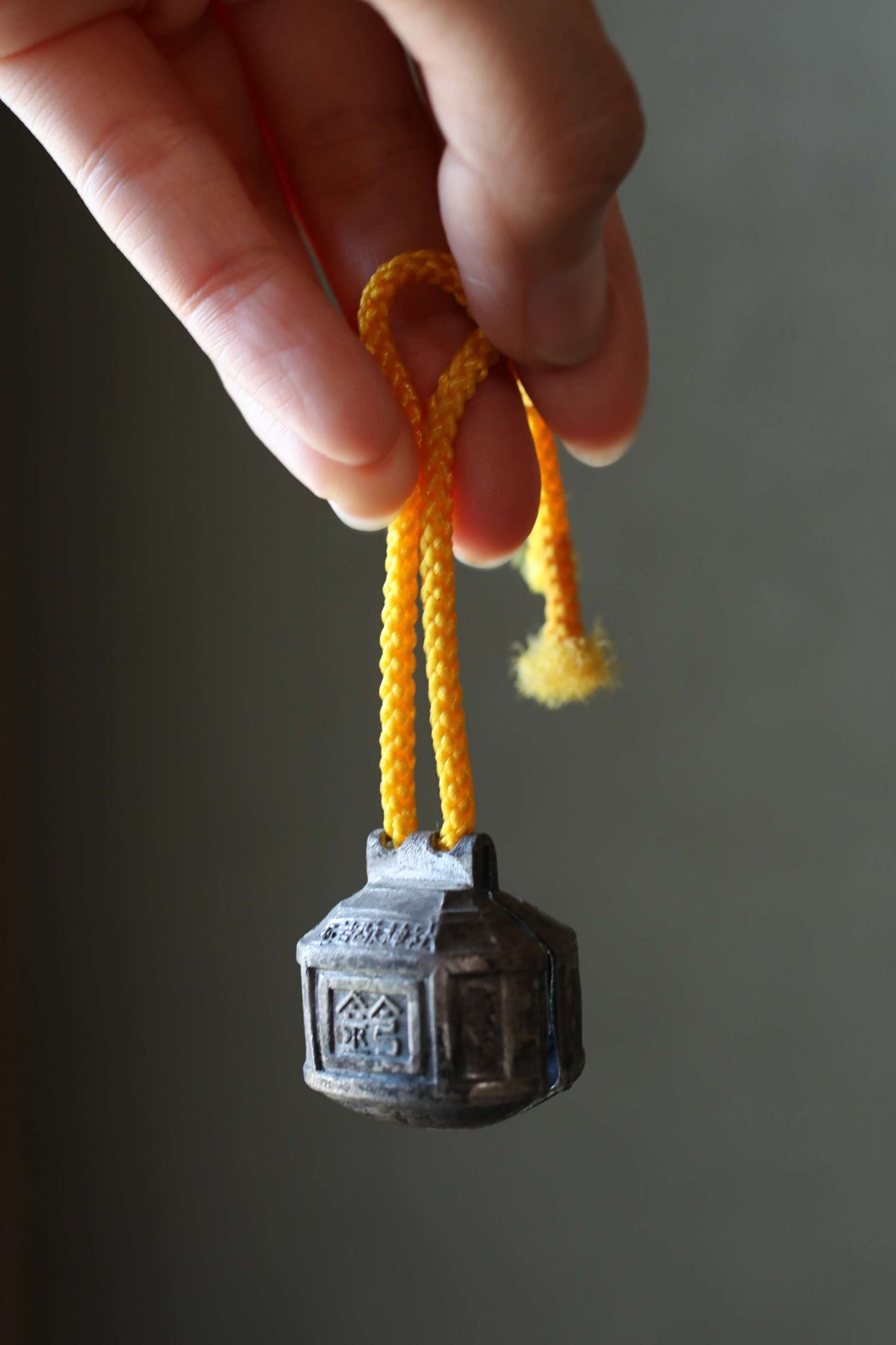 Japanese vintage metal small bell shinto shrine with KANJI calligraphy 鈴(bell), key charm made of metal H1.1in×1.2in/ H2.8×3cm