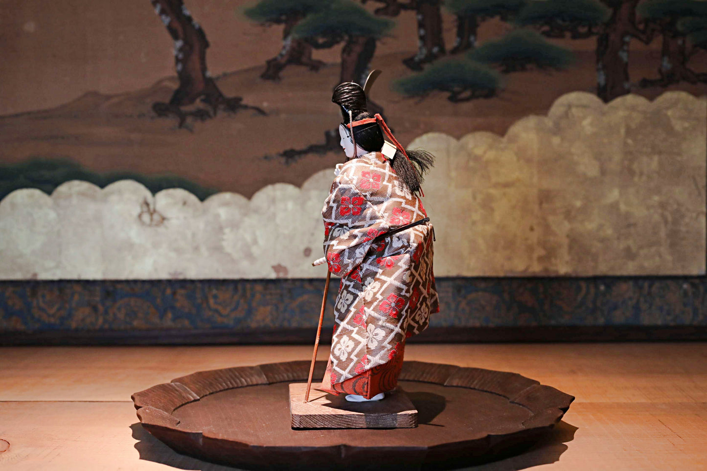 FINE! RARE! Japanese vintage Noh doll Koomote mask mask woman samurai "巴” made of wood and silk KIMONO for Gift H9.8×5.1in/H25×13cm