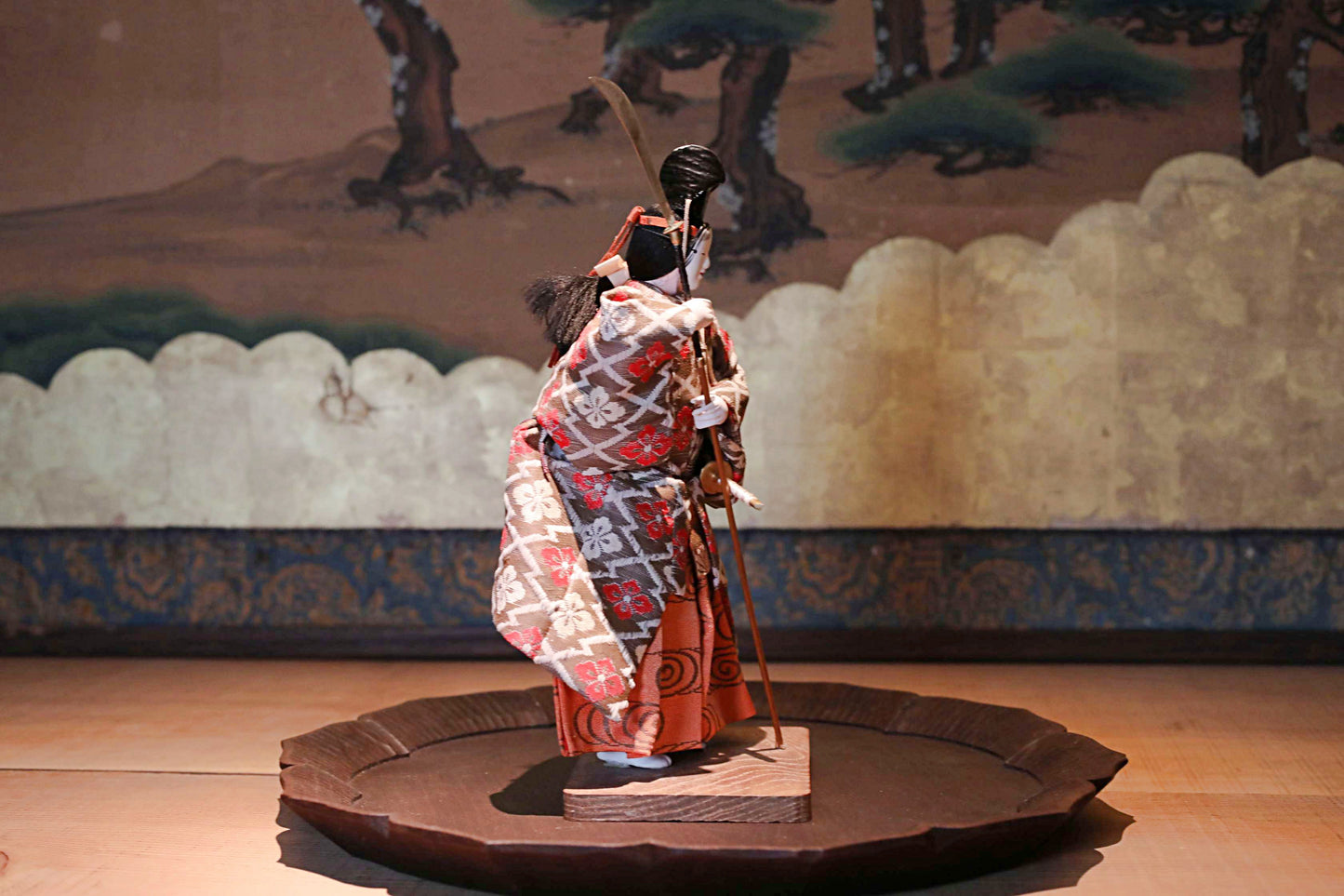 FINE! RARE! Japanese vintage Noh doll Koomote mask mask woman samurai "巴” made of wood and silk KIMONO for Gift H9.8×5.1in/H25×13cm