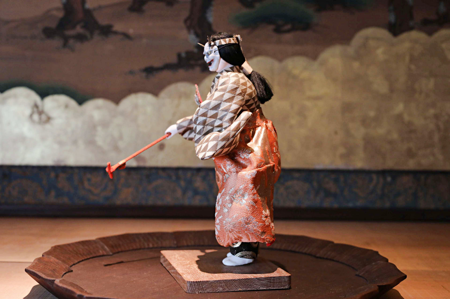 FINE! RARE! Japanese vintage Noh doll Hannya mask demon mask named "道成寺” made of wood and silk KIMONO for Gift H8.5×5.1in/H21.5×13cm