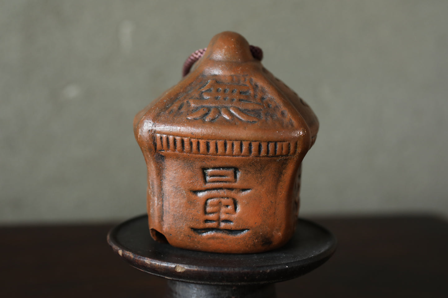 Japanese small pottery bell old house shaped amulet with Kanji Buddhist fortunate words Ornaments vintage small bell H3.9in/10cm