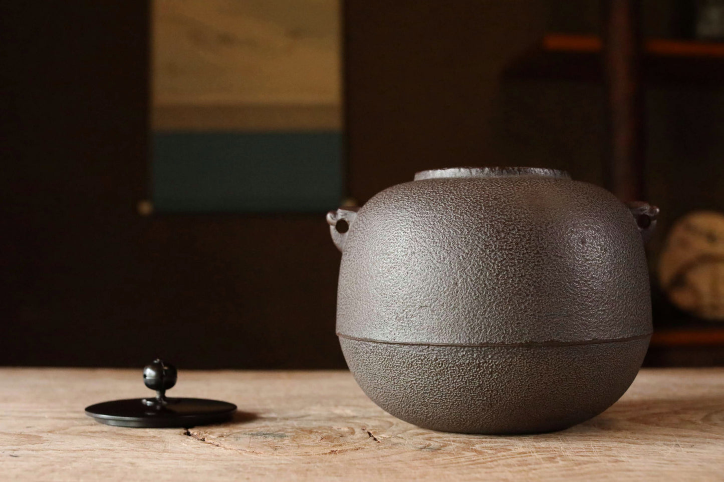 FINE! Japanese vintage cast iron kettle with lid/handle smaller For Tea ceremony by Japanese Living National Treasures Chagama W6.3in/16cm
