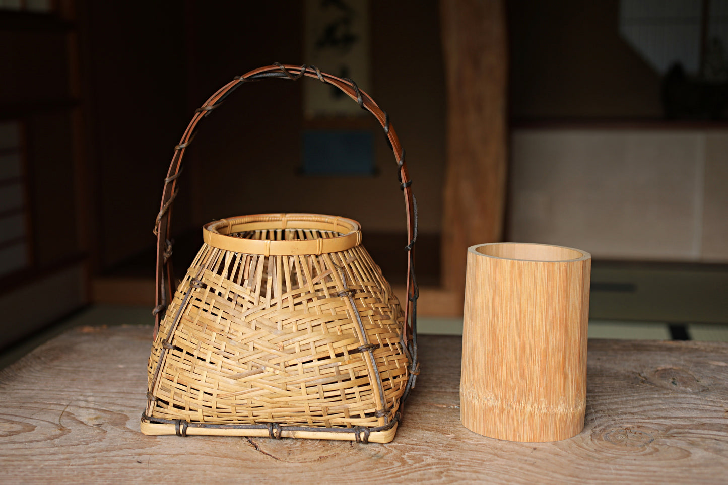 Japanese vintage bamboo woven basket , beautiful hand craft For IKEBANA Tea ceremony, Hana-kago 1970s H13×10in/H33×25.5cm