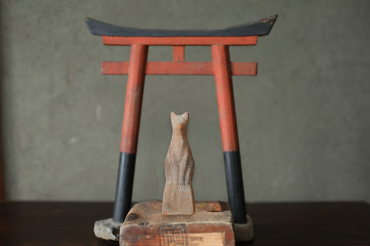 Japanese Antique 1910s KITSUNE doll Pottery from Shinto shrine Altar Foxes art Japanese guardian deity Okimono H3.5in/8.8cm