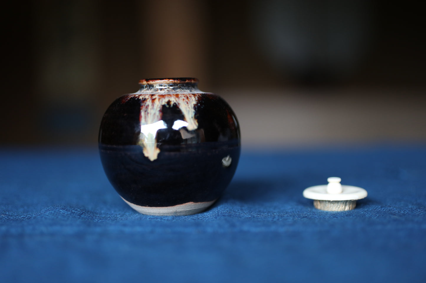 Vintage Japanese Matcha Caddy "文琳茶入 Bunrin Chaire"  with a silk bag, Tea Ceremony