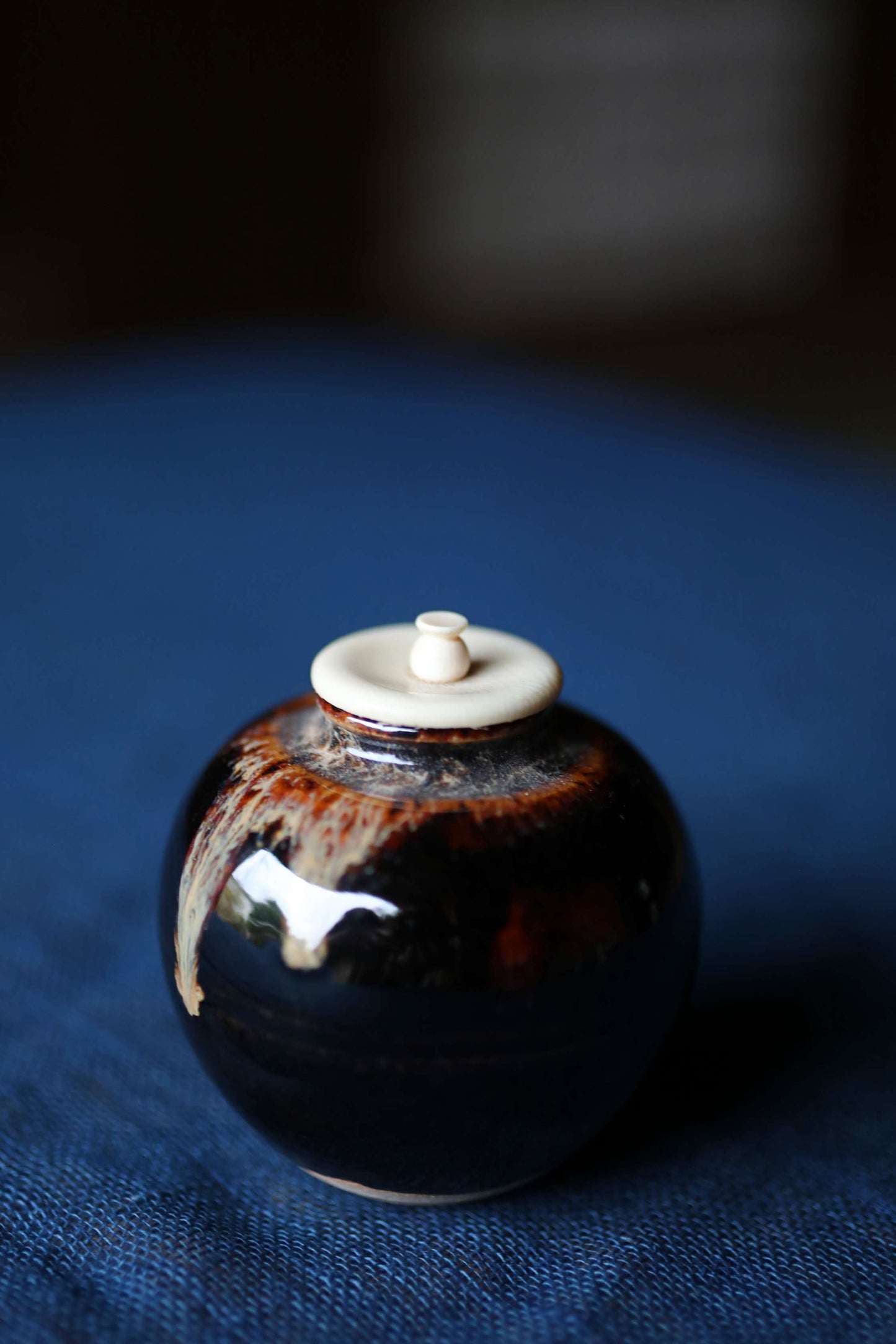 Vintage Japanese Matcha Caddy "文琳茶入 Bunrin Chaire"  with a silk bag, Tea Ceremony