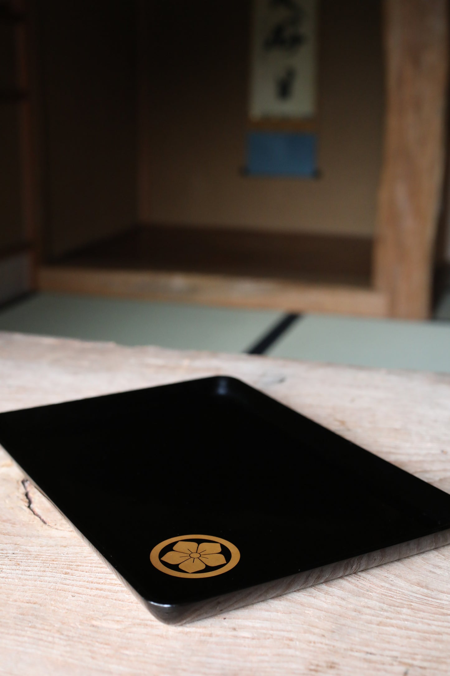 Japanese URUSHI lacquer square tray OBON black gold wisteria flower Family crest wooden tableware Tea ceremony Makie 13.1×9.1in/33.3×23.2cm