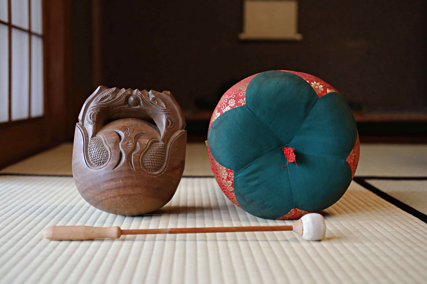 Japanese vintage buddhist alter Patina Wooden Fish drum gong "Mokugyo" with stick and cushion buddhist temple Chanting Drum 8.1in/20.5cm