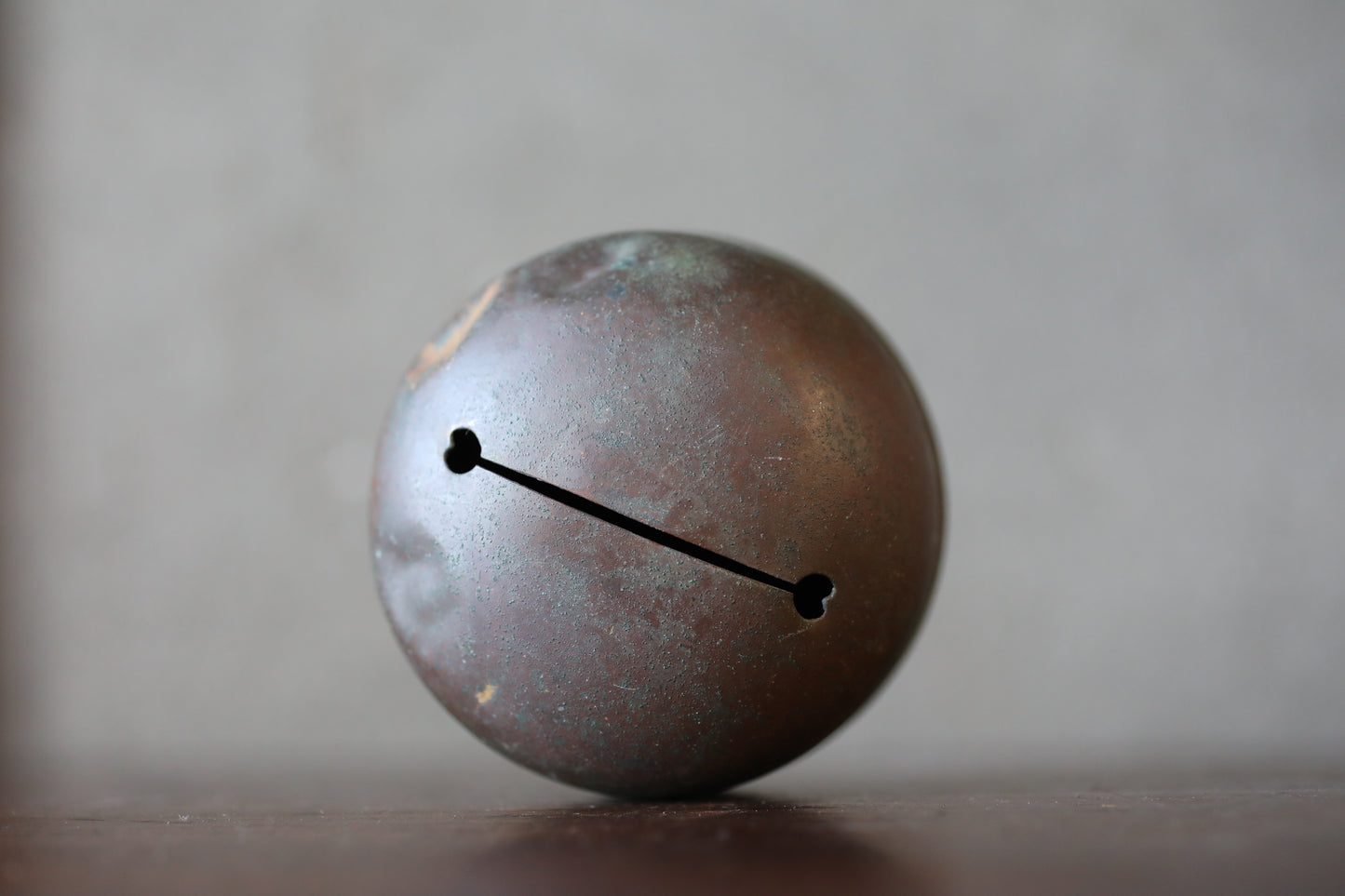 Japanese vintage black Bronze Bell from shinto shrine hanging bell hand metal craft SUZU H4.1×3.5in/H10.5×9cm