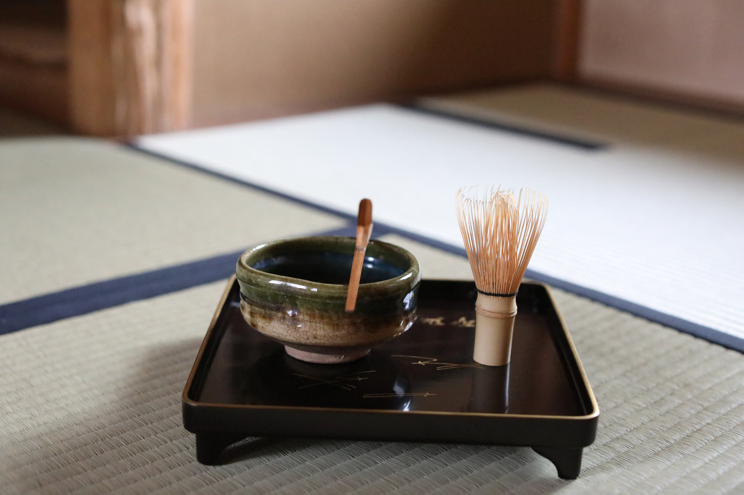 Japanese vintage Urushi Lacquer wooden tray with MAKIE gold little birds Ozen/Obon/ with low legs Japanese furniture 1960s 9.4in/24cm