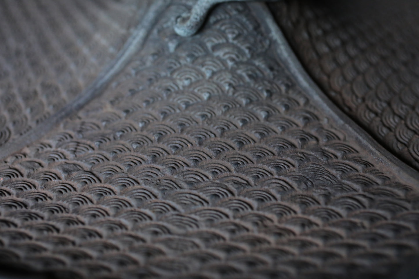 FINE! Japanese antique bronze Lantern, garden lamp, Hanging or Standing Lantern Tsuridoro with dragon cloud open work H11.4in/H29cm