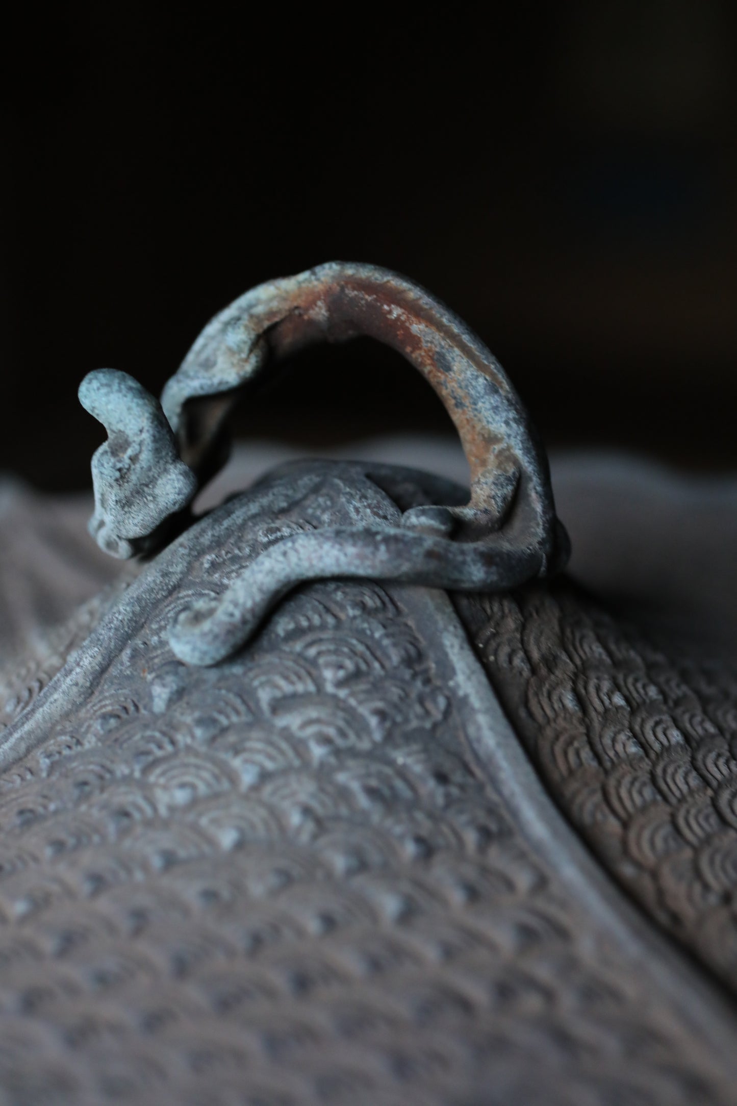 FINE! Japanese antique bronze Lantern, garden lamp, Hanging or Standing Lantern Tsuridoro with dragon cloud open work H11.4in/H29cm