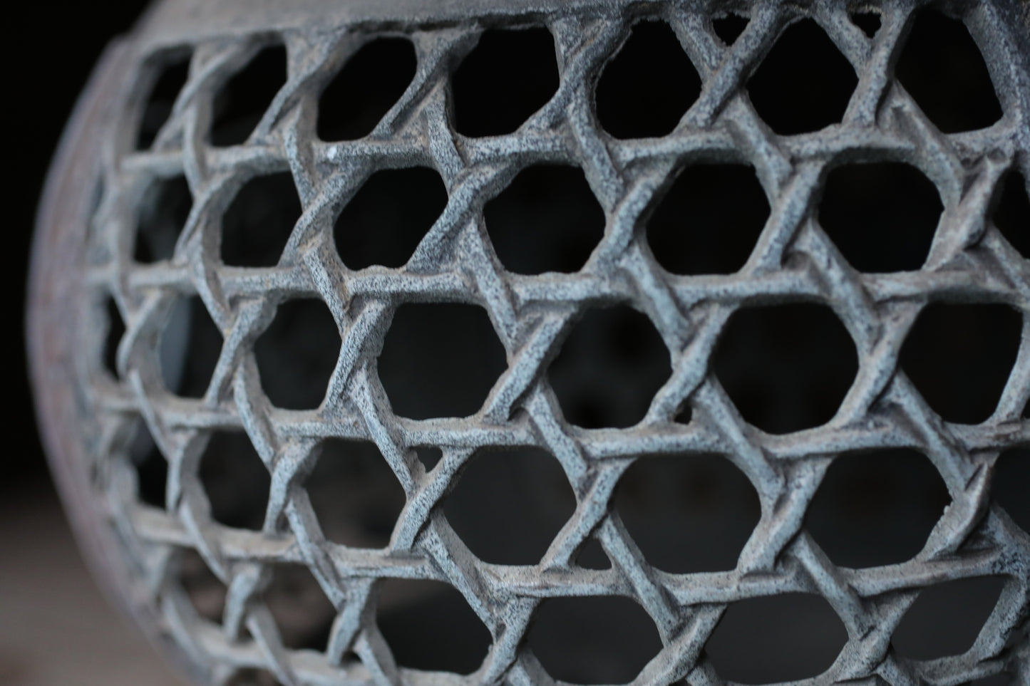 FINE! Japanese antique bronze Lantern, garden lamp, Hanging or Standing Lantern Tsuridoro with dragon cloud open work H11.4in/H29cm