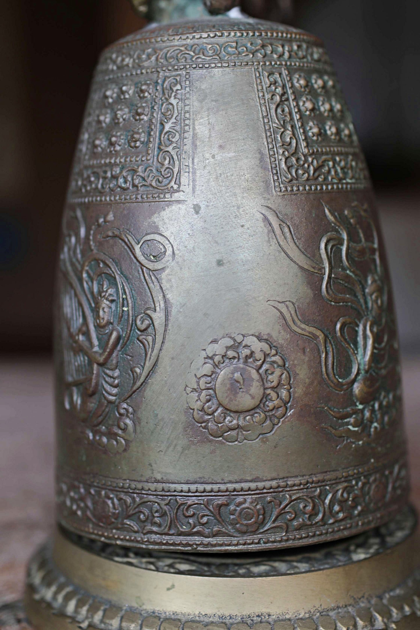 Japanese vintage bronze gong Bell Buddhist instrument stand striker set, with dragon Buddhas heavenly maiden temple alter H7.7in/H19.5cm