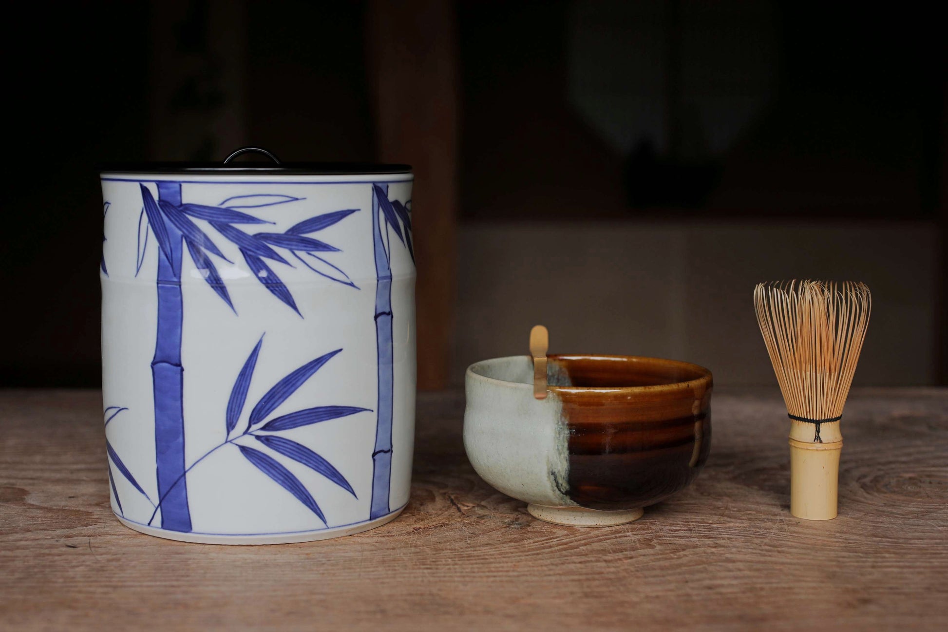 Japanese vintage sometsuke jar for tea ceremony