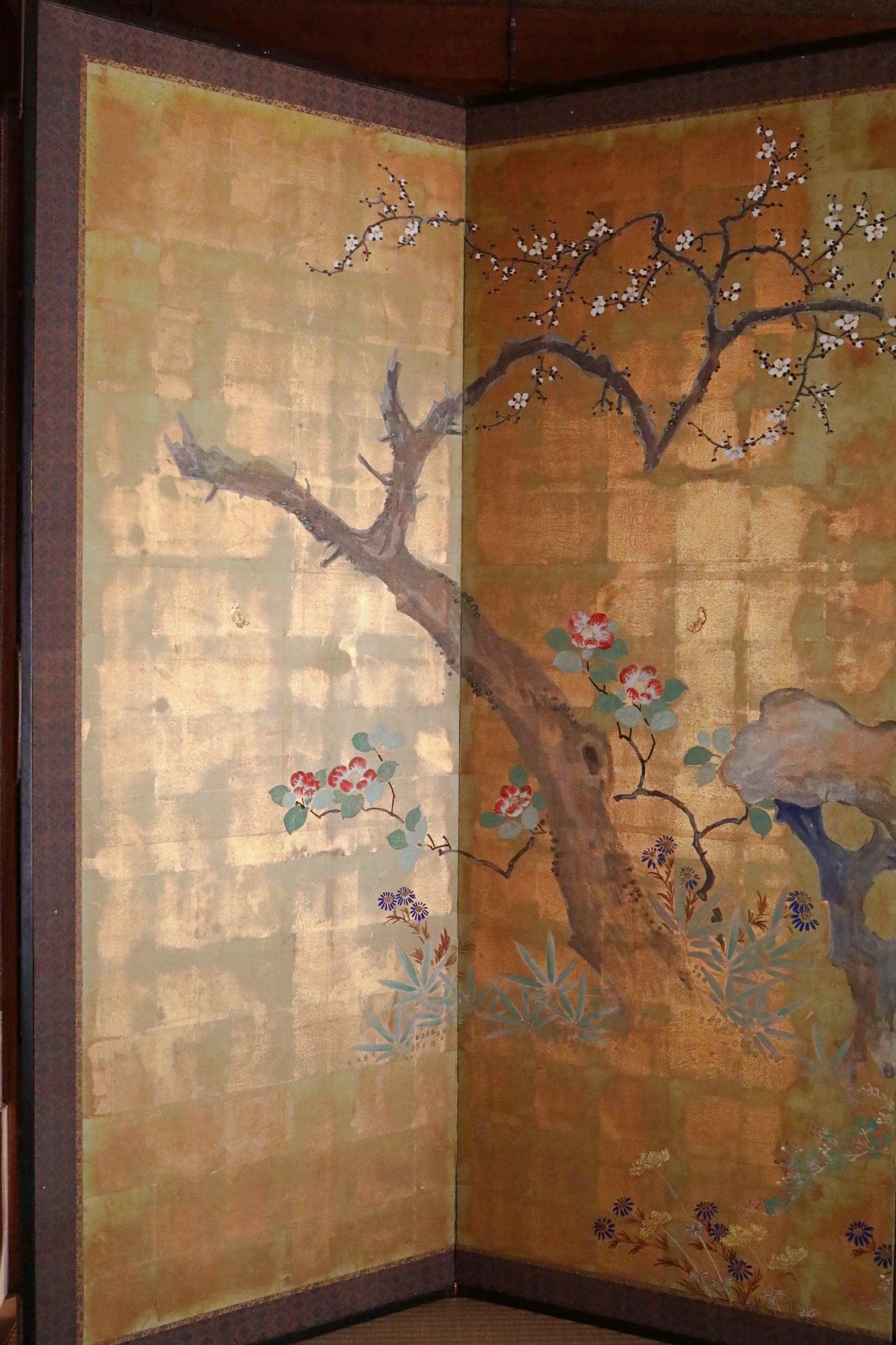 FINE! Japanese antique 1900s furniture Byobu folding screen of water color painting,  plum blossom birds and flowers with gold H69.3in/H176cm