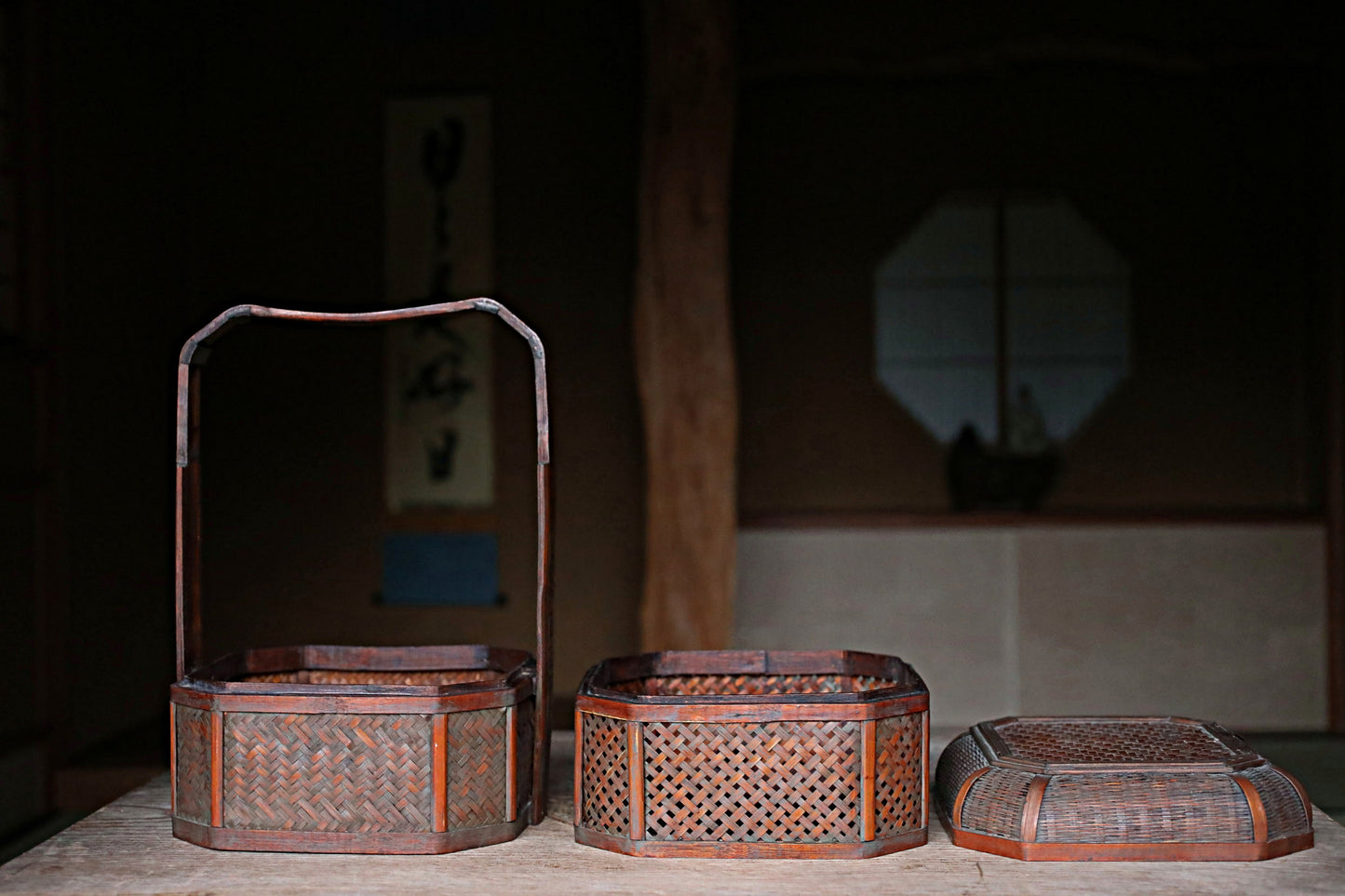 Japanese vintage 1950s Large bamboo box For Tea set BENTO box backpack with bird and flowers KAGO basket H14.4×W10.6×D9.4in/H36.5×W27×24cm