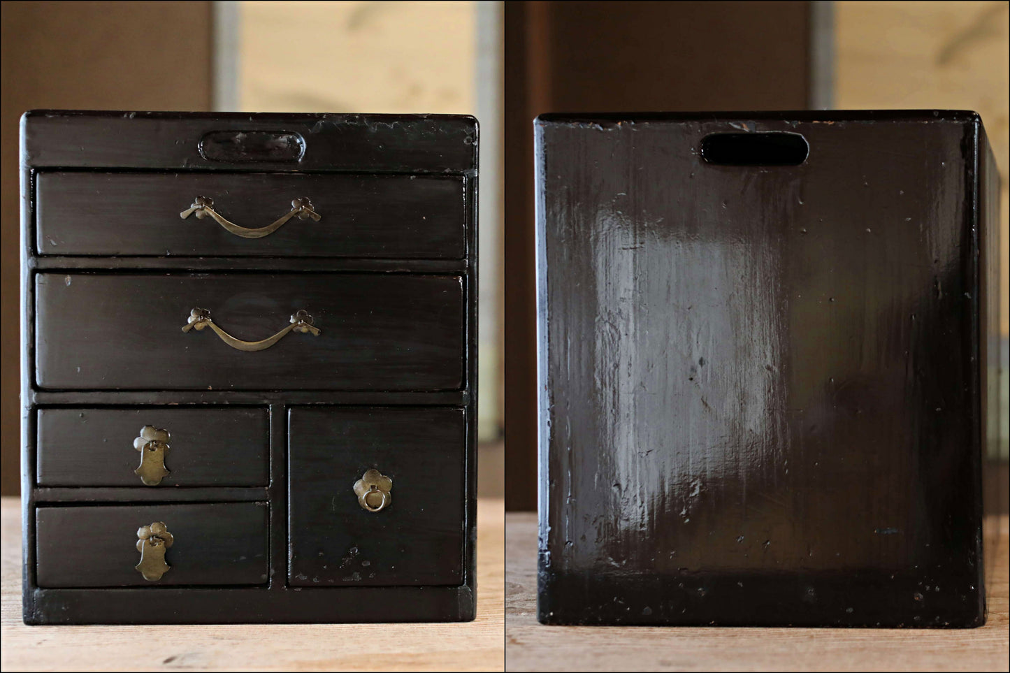 Tansu Chest- Antique Japanese furniture Black Lacquer: Vanity Mirror Stand, 1880s H22.8in/H58cm