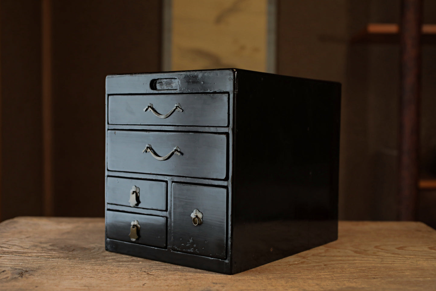 Tansu Chest- Antique Japanese furniture Black Lacquer: Vanity Mirror Stand, 1880s H22.8in/H58cm