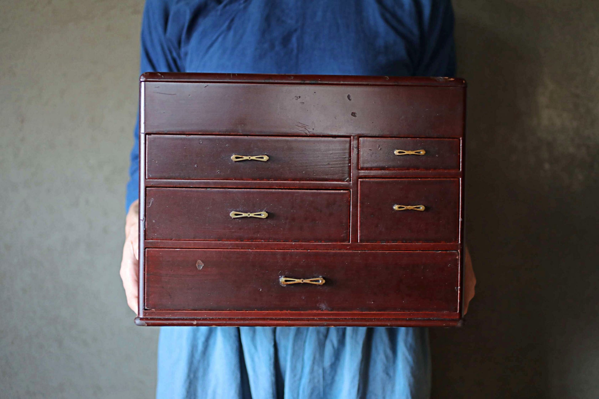 Japanese furniture tansu chest of drawers