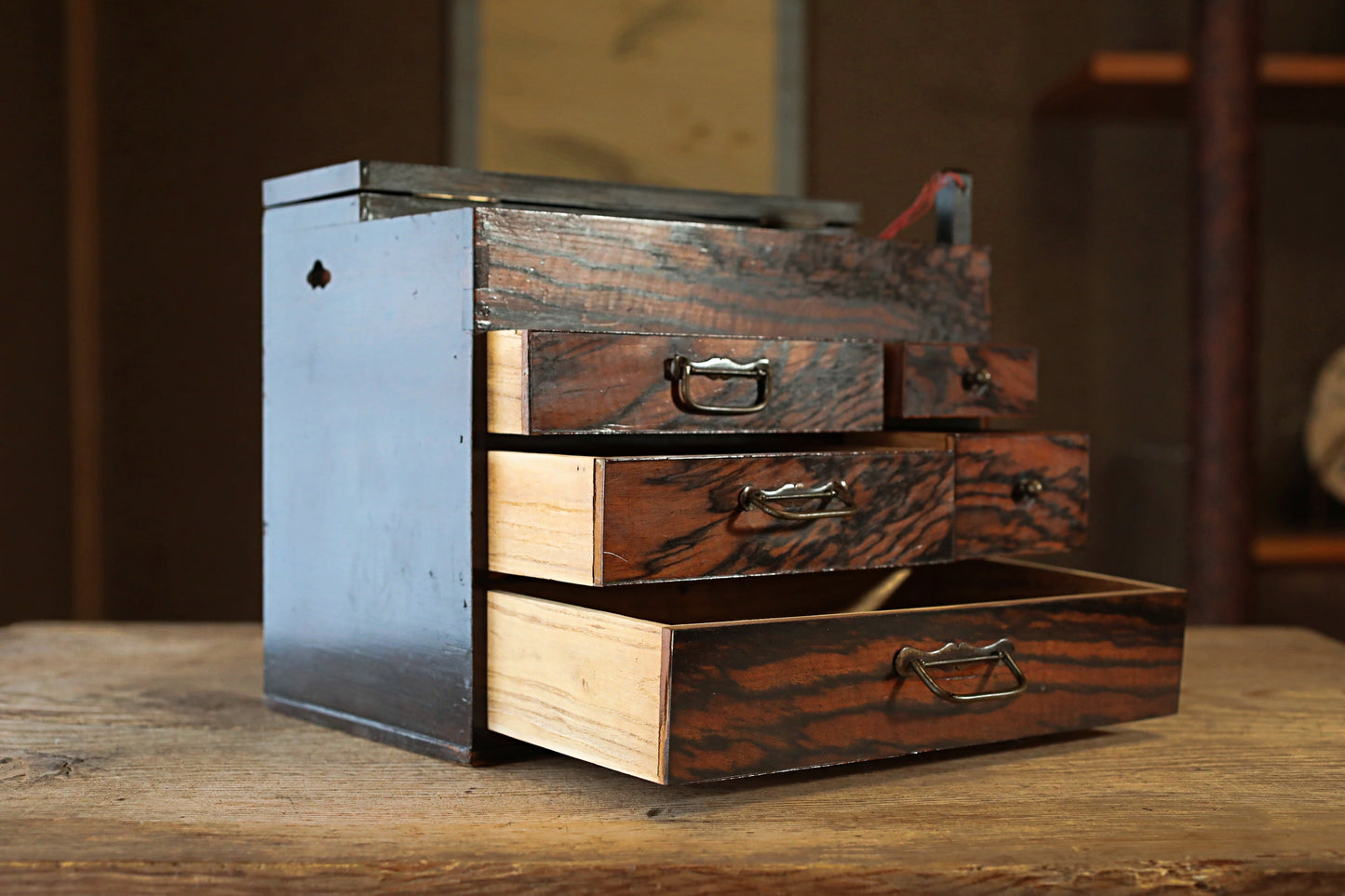Japanese vintage 1930s furniture Small lacquer Chest of drawers "tansu" Black woodgrain pattern for sawing drawer H10×W12.9in /H25.5×32.8cm