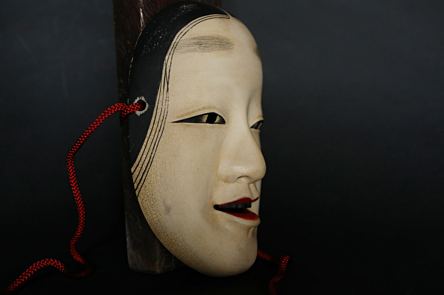 Japanese Noh mask wood carving MAGOJIRO wall ornament signed with silk bag