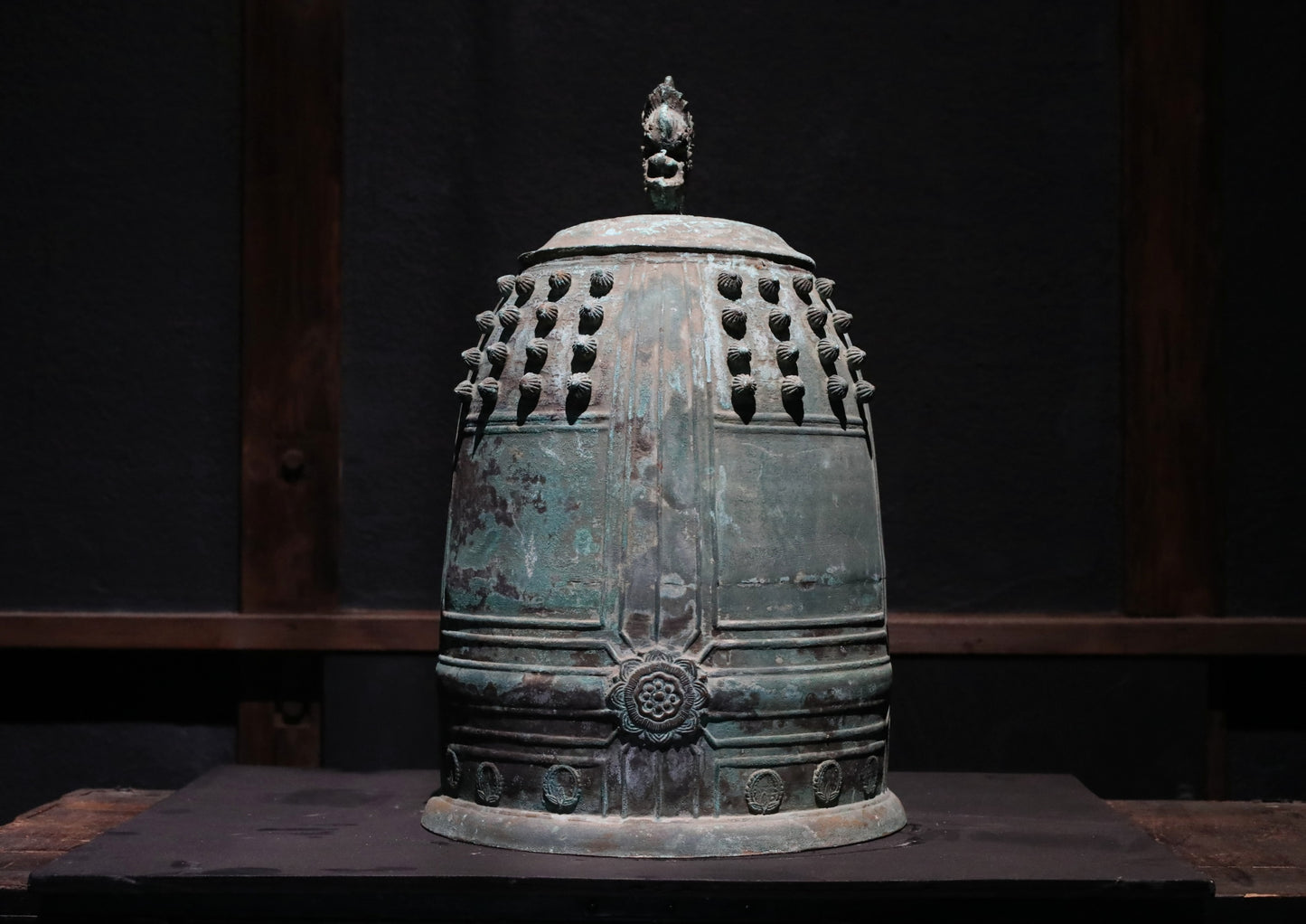 BIG! Japanese antique Buddhist temple bell Bronze large gong, big hanging bell, buddhist alter 梵鐘BON SHOU made in 1802 H20.5in/H52cm