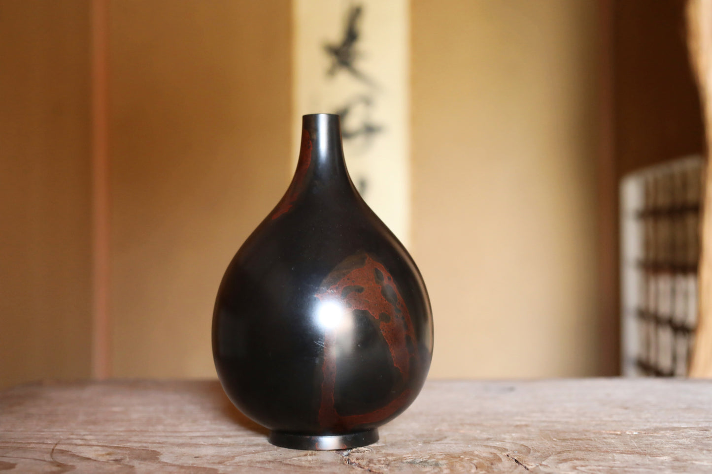 FINE! Japanese vintage 1960s Bronze flower vase black, red marble with beautiful with 峰雲  sign furniture H8.7in/H22cm