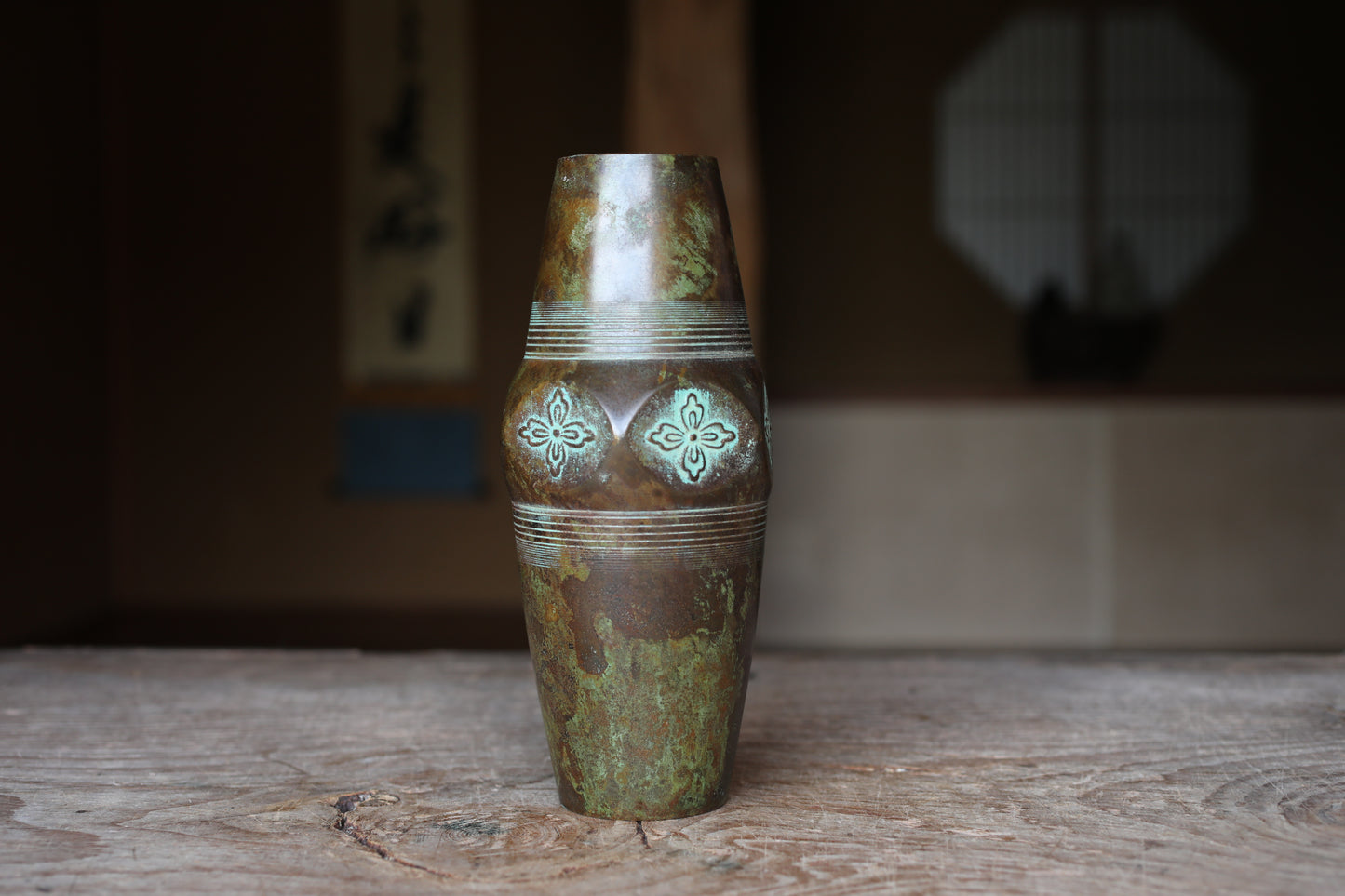 Japanese Vintage 1960s bronze vase with flower relief with signature, metal hand craft vase, H8.9×W3.5in/H22.5×9cm