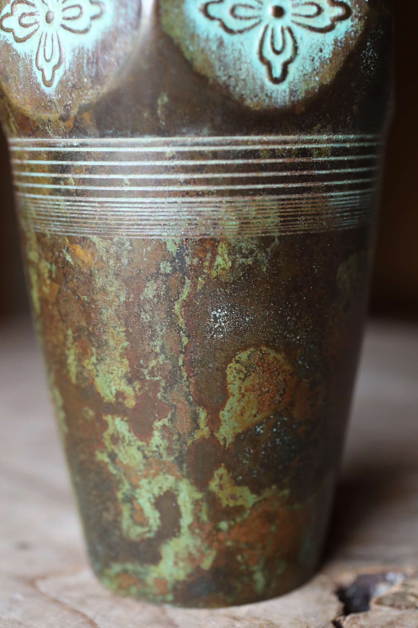 Japanese Vintage 1960s bronze vase with flower relief with signature, metal hand craft vase, H8.9×W3.5in/H22.5×9cm