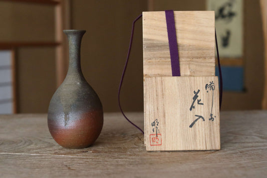 Japanese vintage bizen sake bottle vase