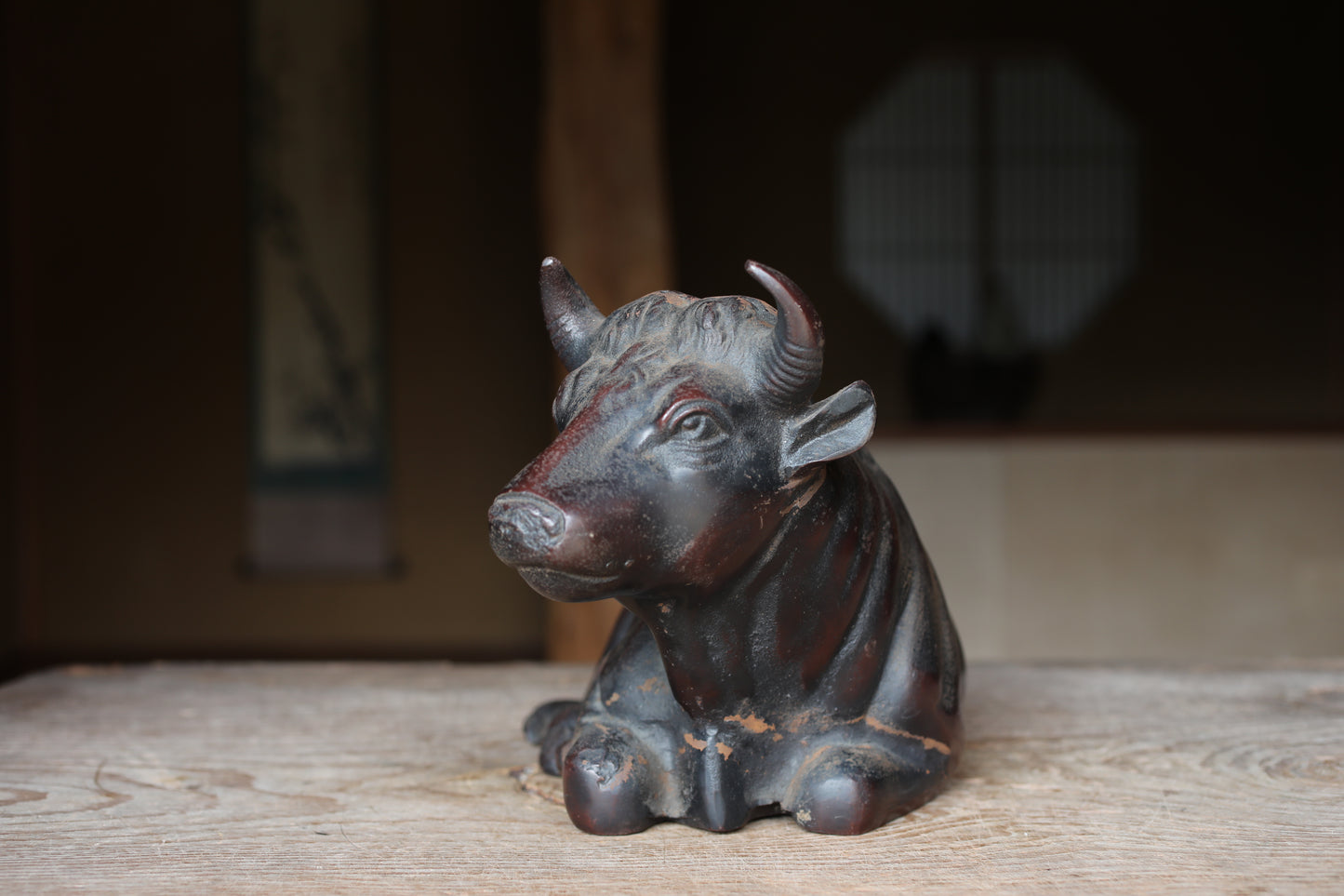 Japanese cast iron Cow Large Figurine, Vintage Animal Art (W16.3in/W41.5cm)