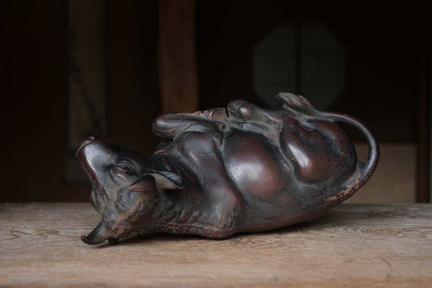 Japanese cast iron Cow Large Figurine, Vintage Animal Art (W16.3in/W41.5cm)