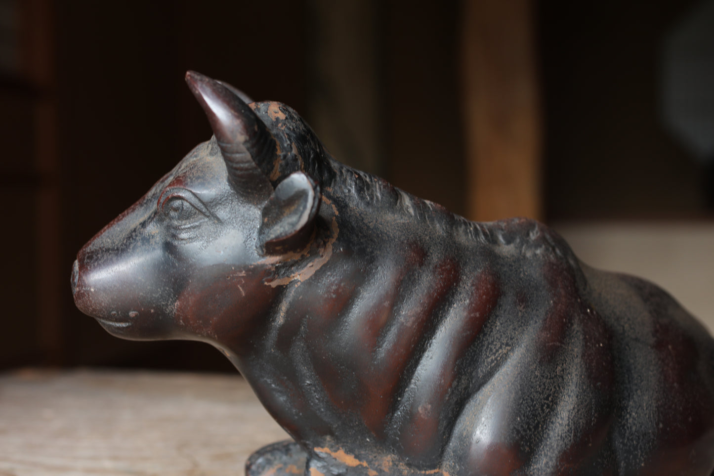 Japanese cast iron Cow Large Figurine, Vintage Animal Art (W16.3in/W41.5cm)