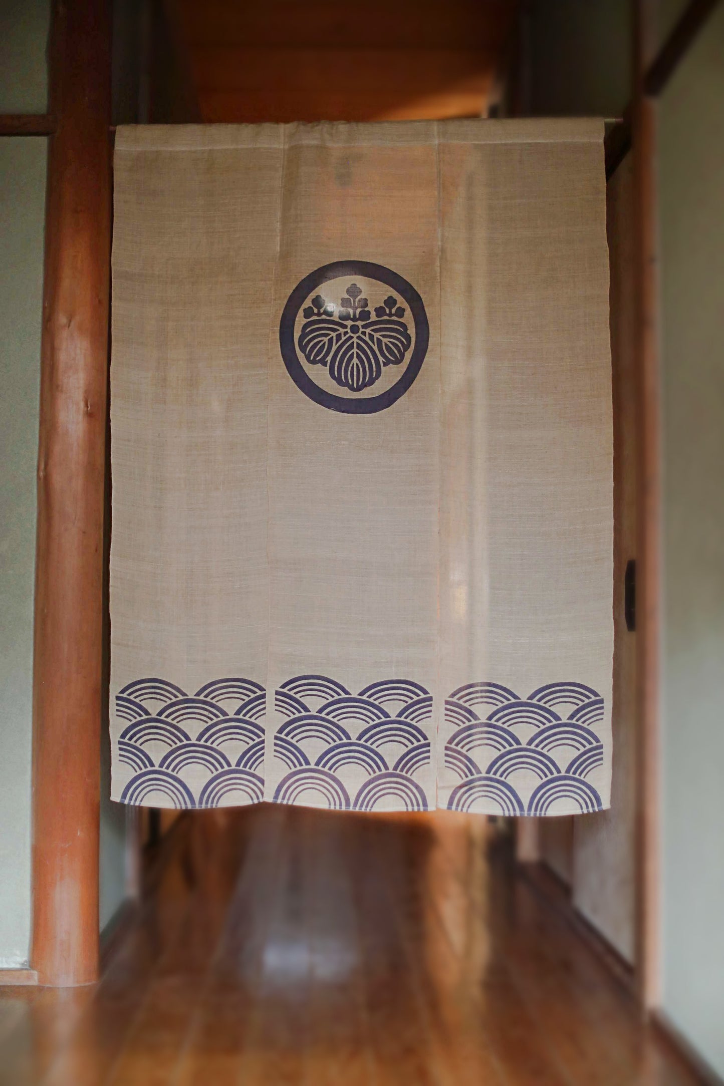 Japanese noren line 100% curtain with a family