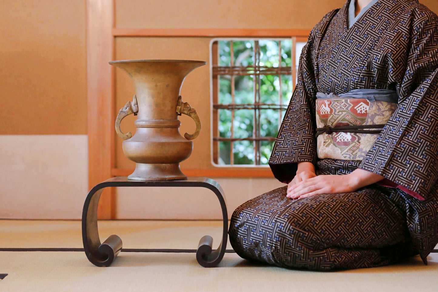 Japanese antique Large Brass vase with lions from a buddhist temple, ikebana utensil 1800s H11.5in/H29cm