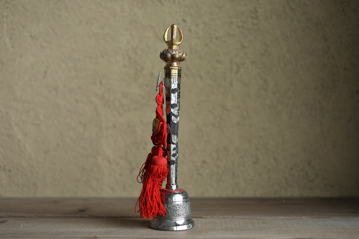 Japanese buddhist hand bell with lotus, chanting H9.3in/H23.5cm