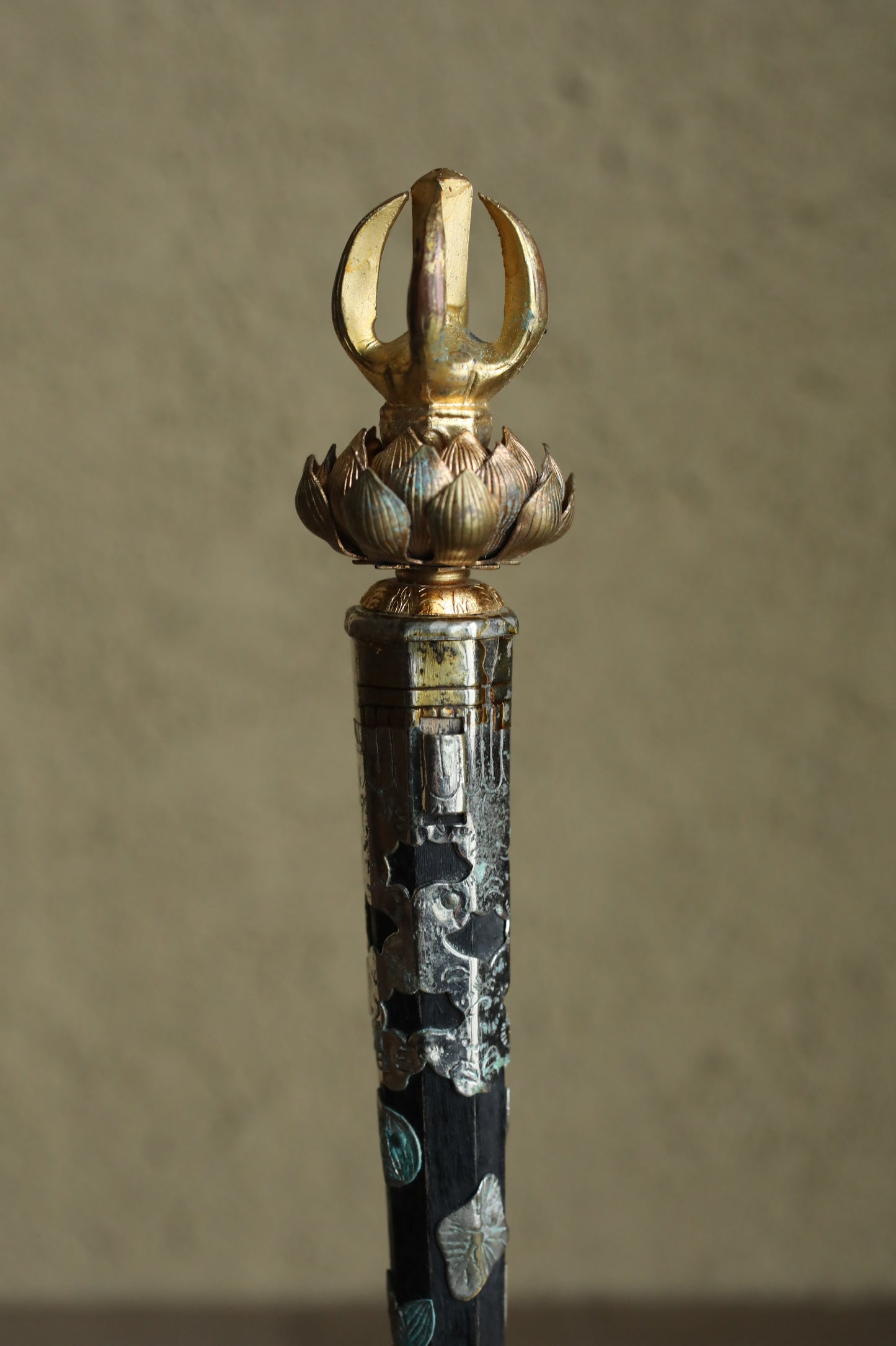 Japanese buddhist hand bell with lotus, chanting H9.3in/H23.5cm