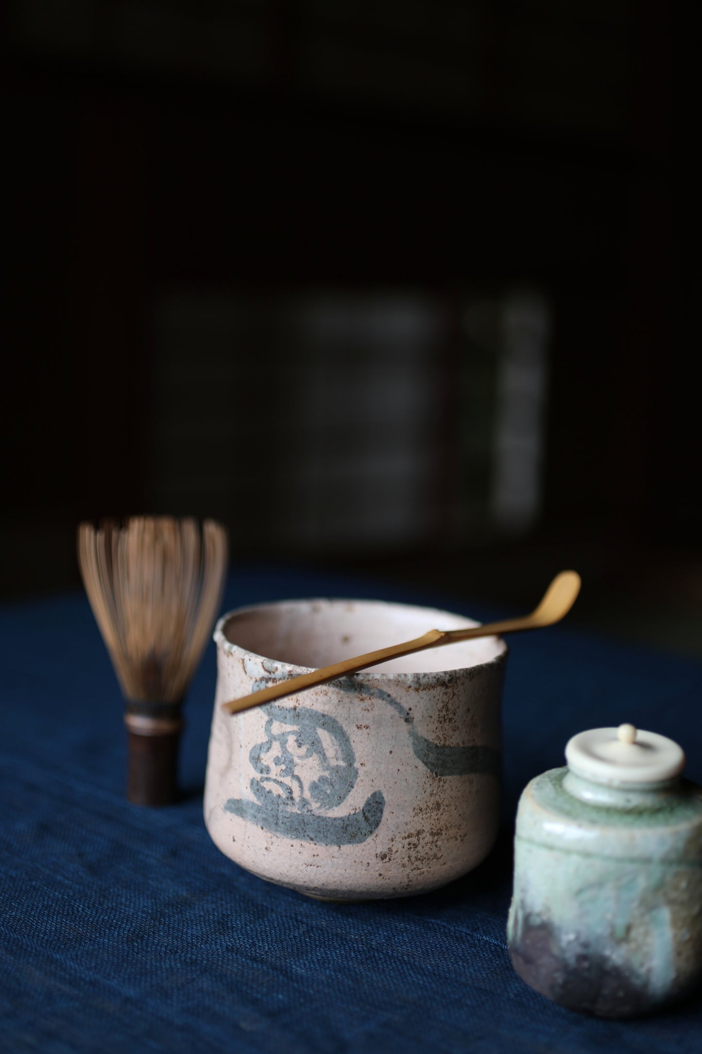 Matcha tea bowl Japanese Antique CHAWAN "SHINO" with Zen master DARUMA Tea ceremony