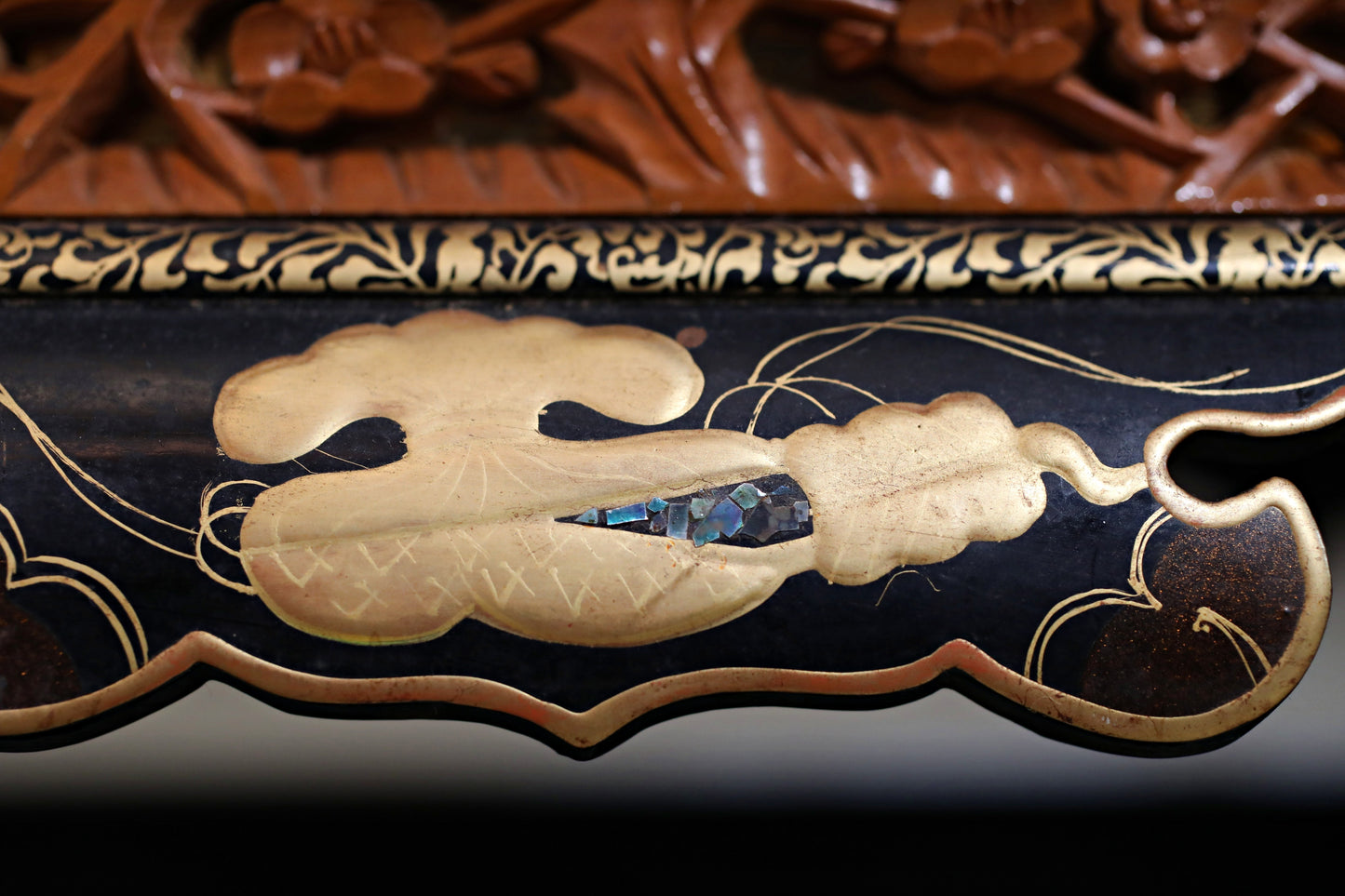 Japanese vintage MAKIE lacquer pedestal, Buddhist table temple stand, furniture, Sutra desk W24.4in/W62cm