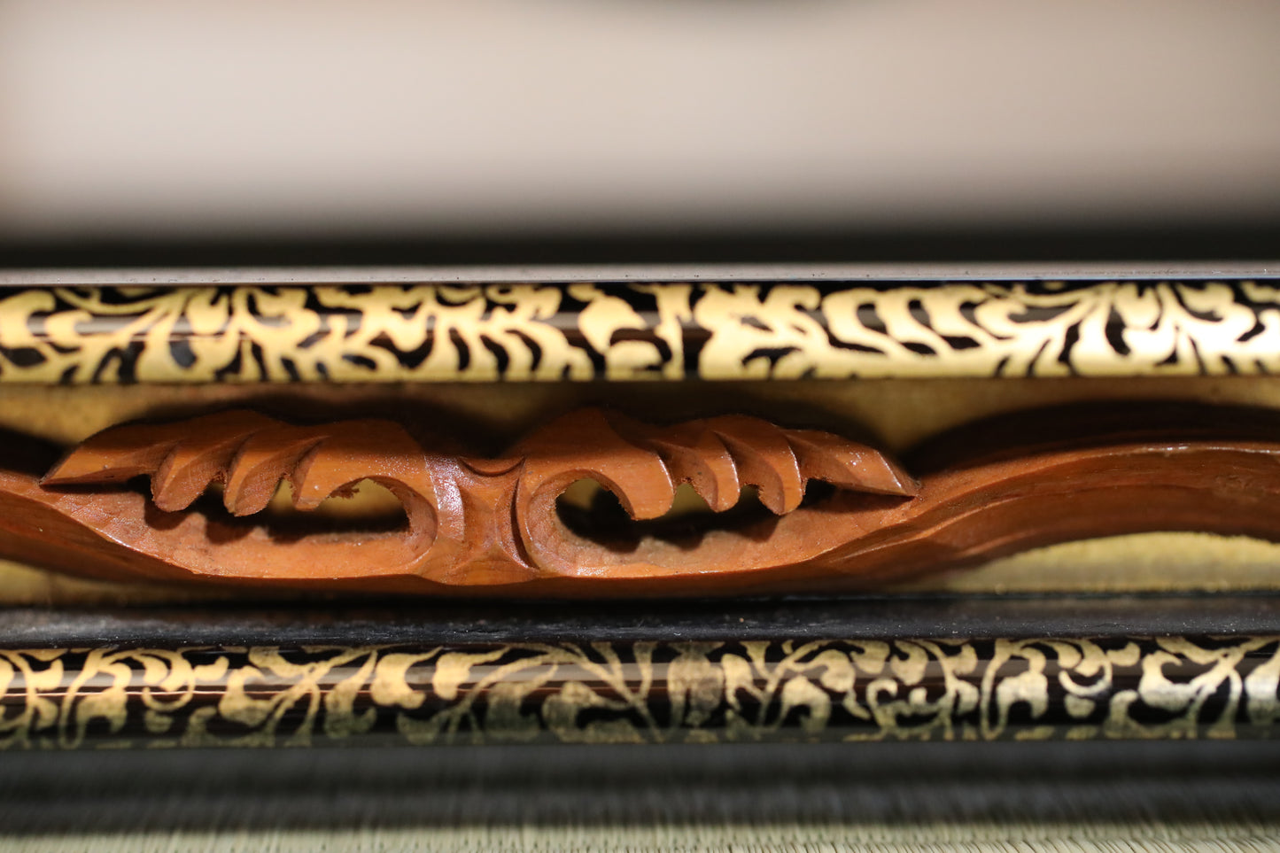 Japanese vintage MAKIE lacquer pedestal, Buddhist table temple stand, furniture, Sutra desk W24.4in/W62cm