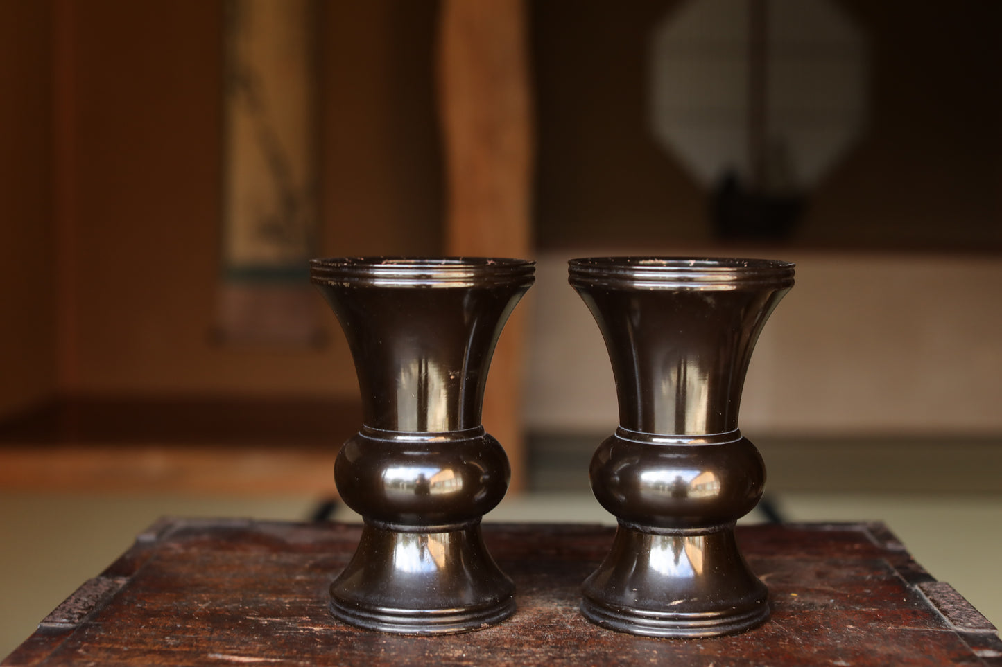 Bronze- A pair of Vintage 1970s Japanese alloy Vase for Buddhist altar (H7.3in/18.5cm)