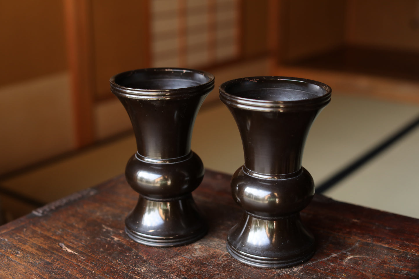 Bronze- A pair of Vintage 1970s Japanese alloy Vase for Buddhist altar (H7.3in/18.5cm)