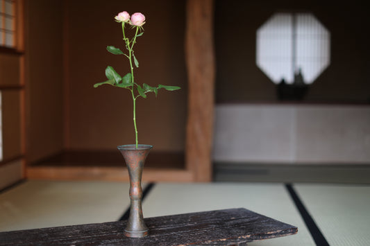 Bronze- Vintage Japanese Vase, IKEBANA Flower Arrangement, Wabi-Sabi Patina