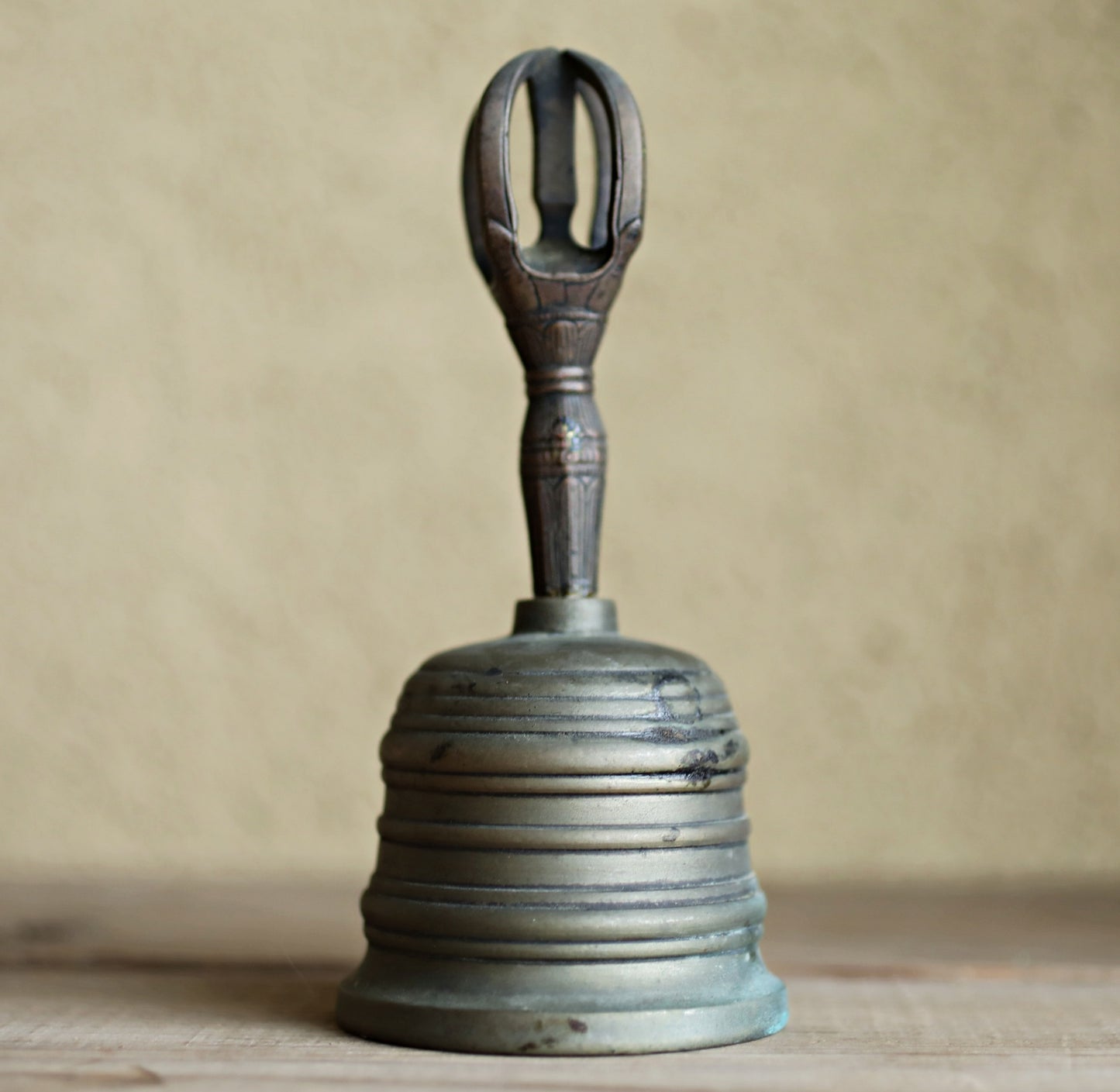 Japanese antique hand bell buddhism altar chanting bronze H6.1in/H15.5cm