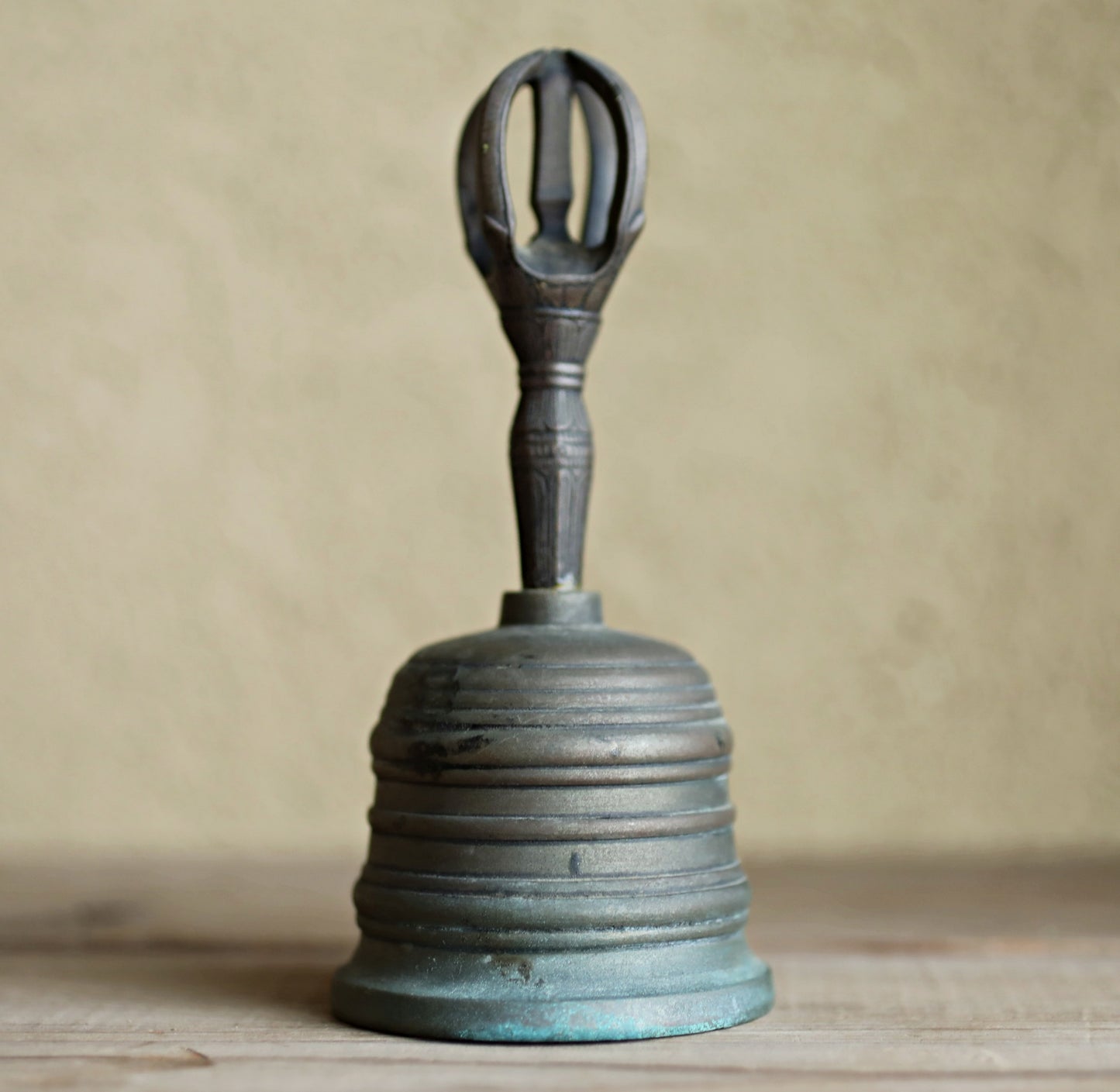 Japanese antique hand bell buddhism altar chanting bronze H6.1in/H15.5cm